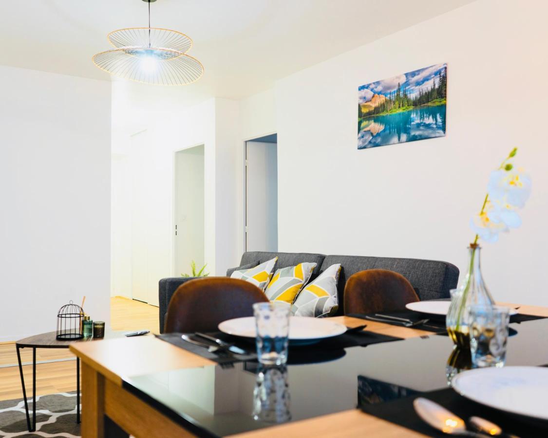 Bella Luna Iii - Elegant Centre - Parking Gratuit - Wifi Ultra Rapide-appareil Massage-netflix-jeu Societe Apartment Troyes
